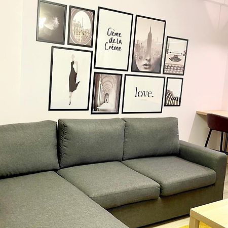 Lovely Apartment Тирана Екстер'єр фото