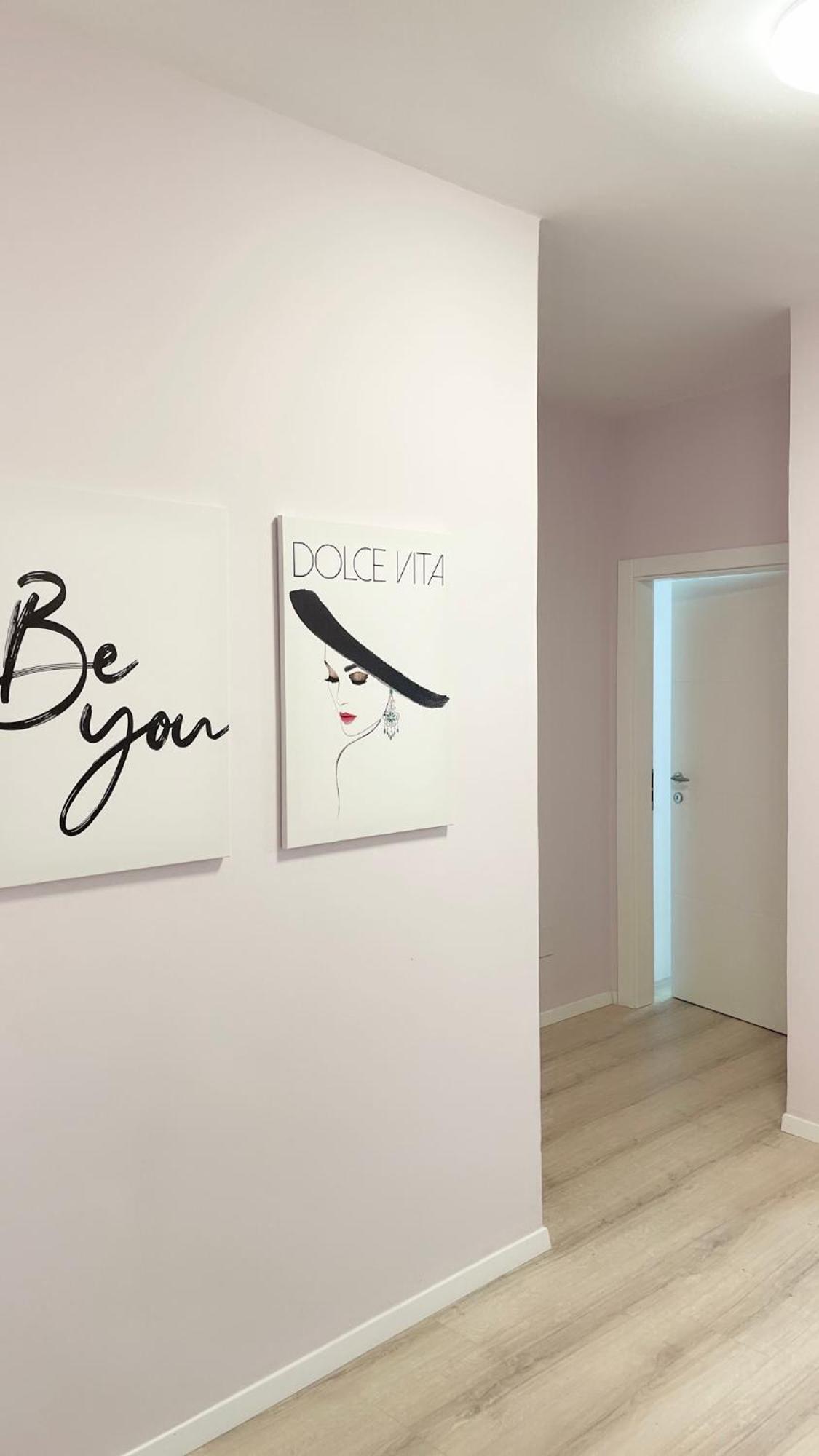 Lovely Apartment Тирана Екстер'єр фото