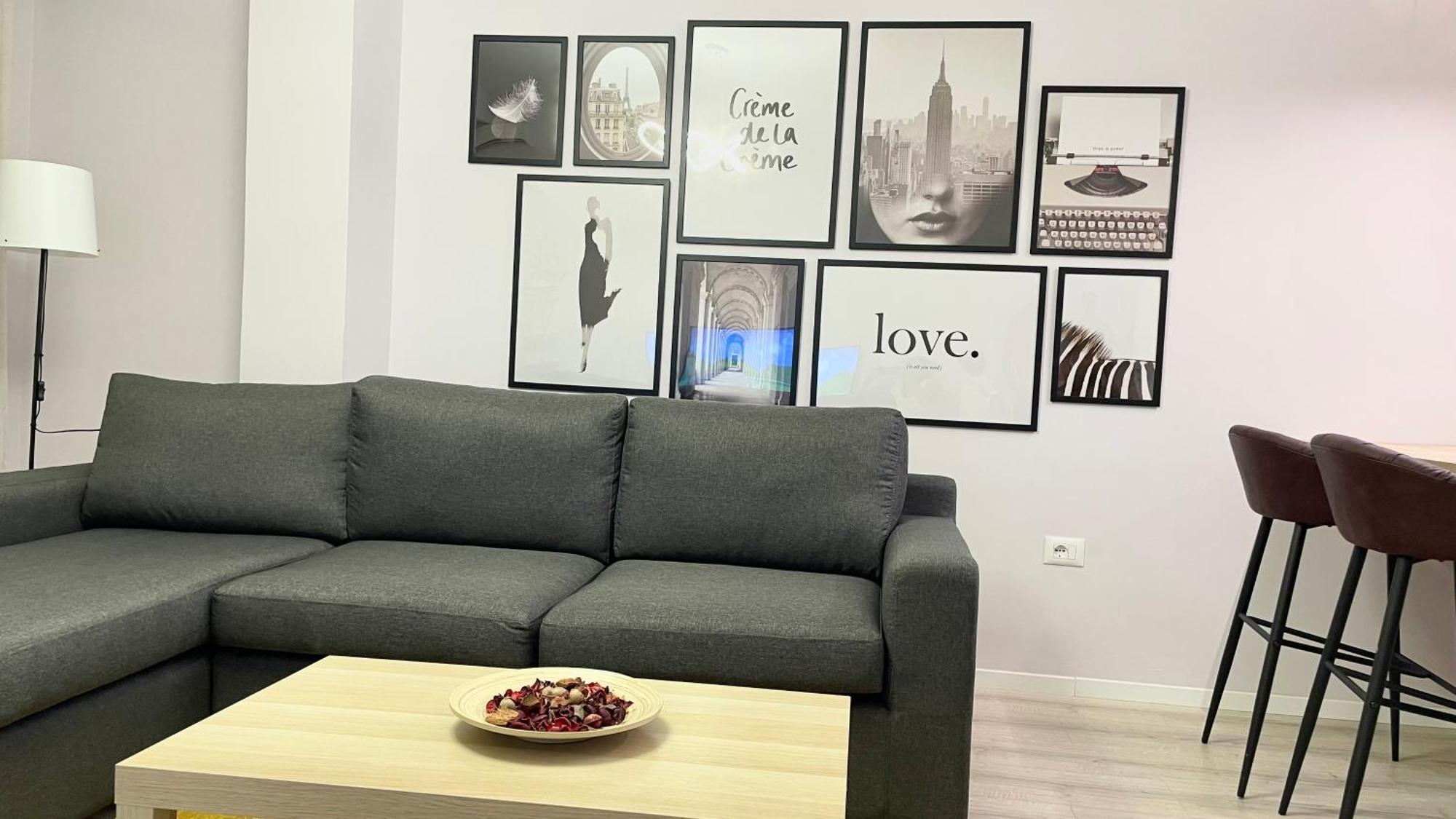 Lovely Apartment Тирана Екстер'єр фото
